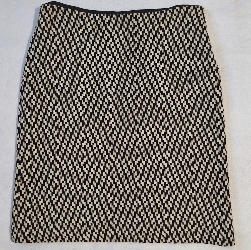 MICHAEL KORS Made Italy Geometric Black and Cream Pencil Skirt